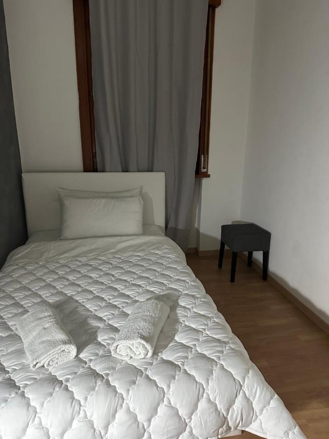 Leone D'Oro 2 - Milano Street Ξενοδοχείο Μέστρε Εξωτερικό φωτογραφία